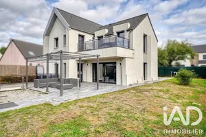 Maison d'architecte à Montsoult (95560)