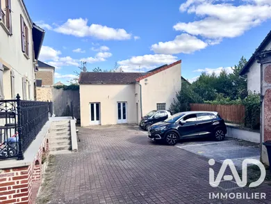 Maison de village à Marcoussis (91460)