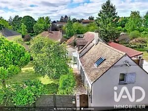 Maison de village à Montfort-l'Amaury (78490)