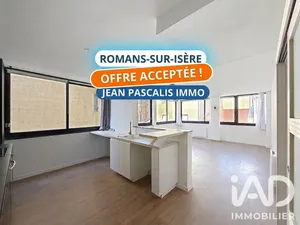 Apartment in Romans-sur-Isère (26100)