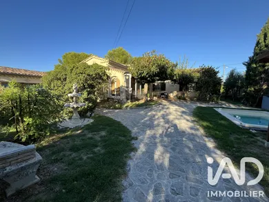 Maison traditionnelle à Valréas (84600)