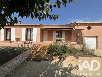 Maison traditionnelle à Lapalud (84840)