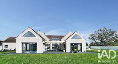 Architectural house in Houdan (78550)