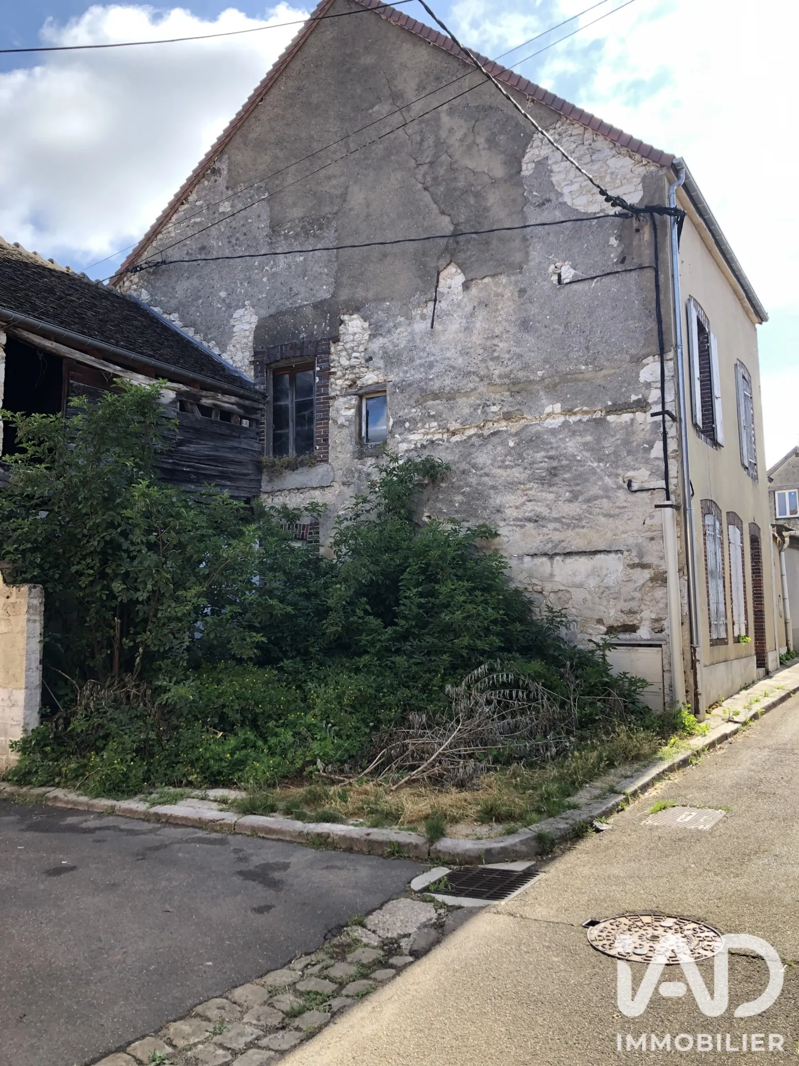 Vente maison à Brienon-sur-Armançon (89210) : maison de village 4 pièces 165 m² - 2109967 — 2