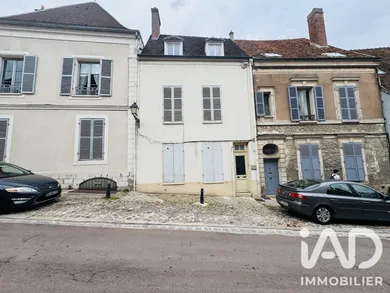 Immeuble à Provins (77160)