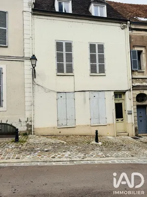 Immeuble à Provins (77160)