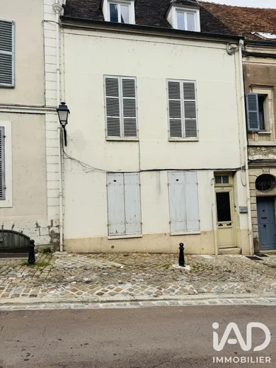 Immeuble à Provins (77160)