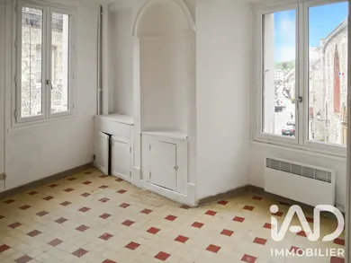 Immeuble à Provins (77160)