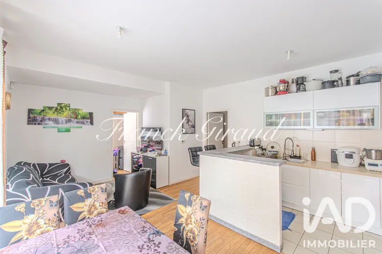 Appartement 3 pièces 58 m² · à Brétigny-sur-Orge · 58 m² · 215 000 €