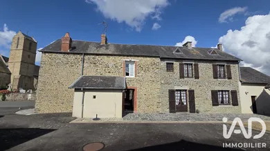 Maison de village à Céaux (50220)