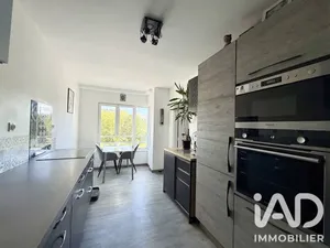 Apartment in Reims (51100)