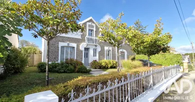 Demeure à Bouguenais (44340)