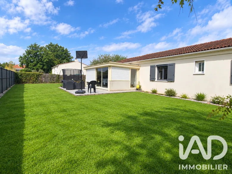 Maison 5 pièces 143 m² · à Dompierre-sur-Yon · 143 m² · 290 000 €
