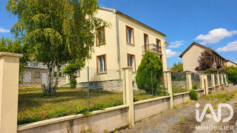 Maison 7 pièces 164 m² · à Couvrot · 164 m² · 119 500 €