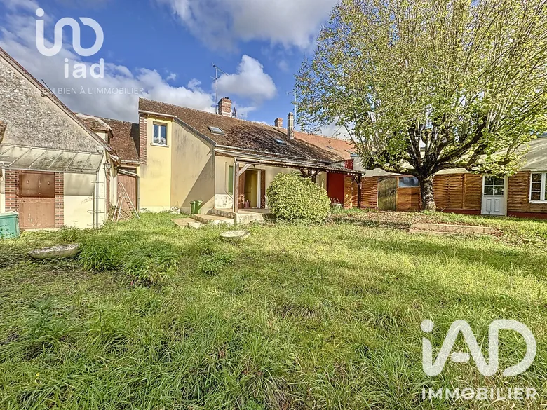 Maison 6 pièces 176 m² · à Rogny-les-Sept-Écluses · 176 m² · 130 000 €