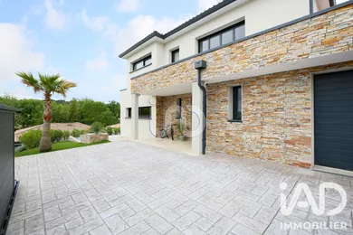 Maison d'architecte à Aureville (31320)