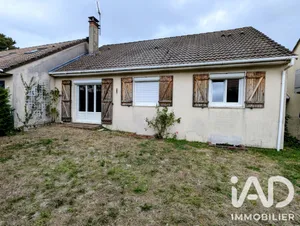 Detached house in Saint-Étienne-du-Rouvray (76800)