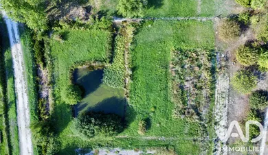 Terrain loisirs à Châteauneuf-sur-Charente (16120)