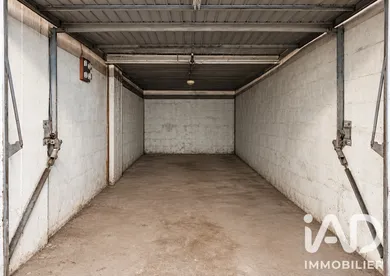 Garage in Paris (75010)