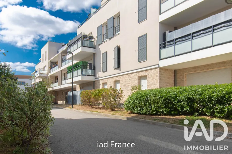Appartement 4 pièces 77 m² · à Maurepas · 77 m² · 259 000 €