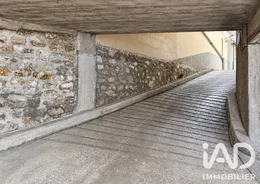 Parking à Paris (75012)