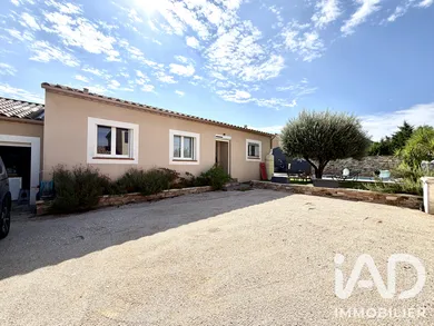 Maison traditionnelle à Saint-Victor-la-Coste (30290)