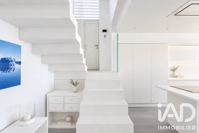 Architectural house in Marseille (13007)