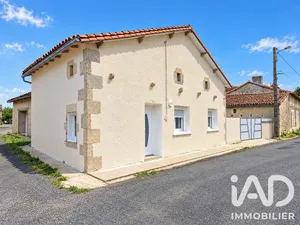 House in Savigné (86400)