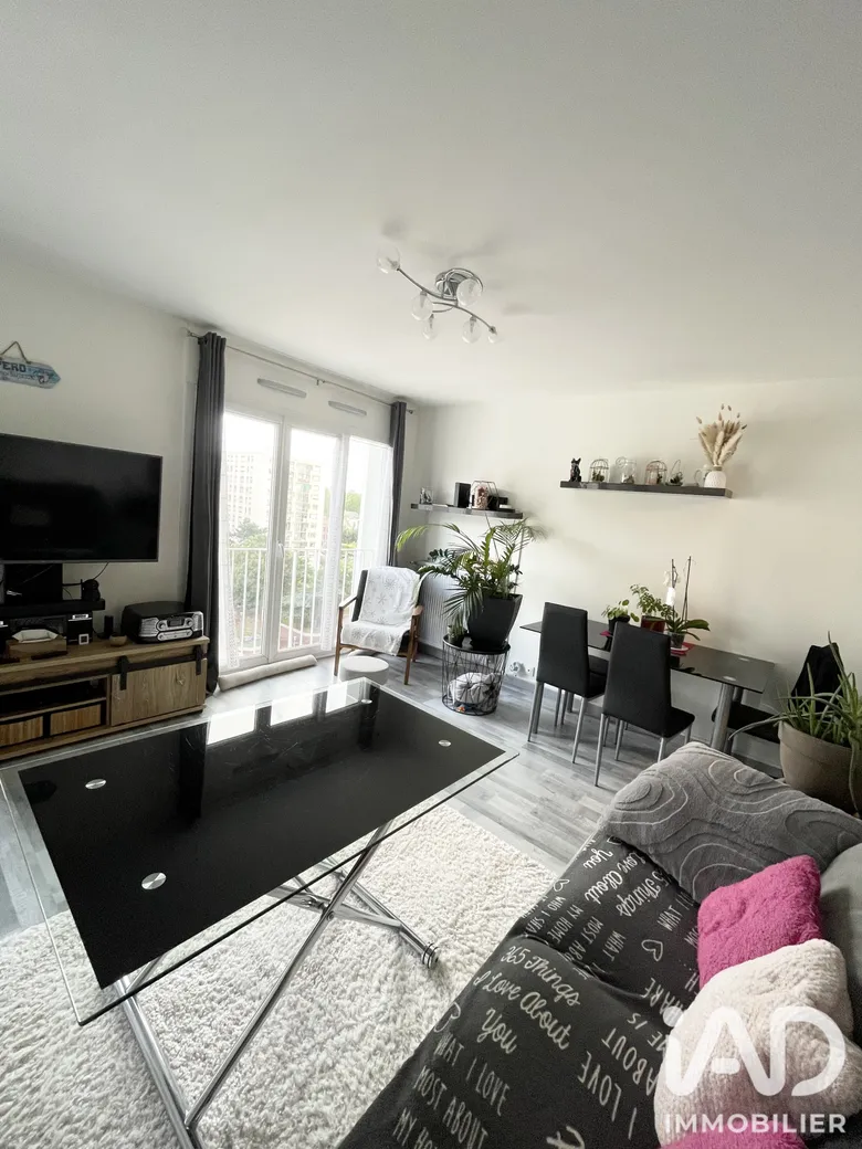 Appartement 2 pièces 43 m² · à Saint-Ouen-l'Aumône · 43 m² · 145 000 €