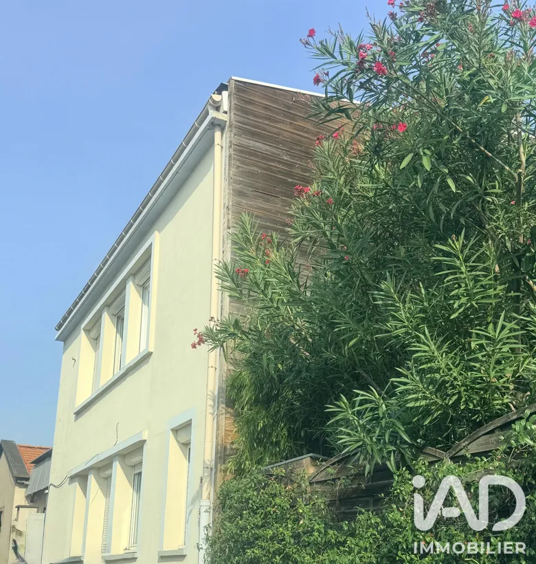 Immeuble 3 pièces 126 m² · à Talence · 126 m² · 455 000 €