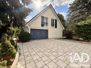 House in Villecresnes (94440)