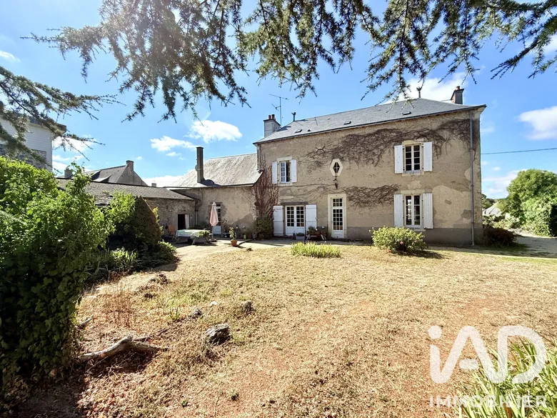 Maison 6 pièces 165 m² · à Saint-Loup-du-Dorat · 165 m² · 157 500 €