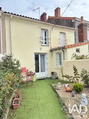 House in Lys-Haut-Layon (49310)