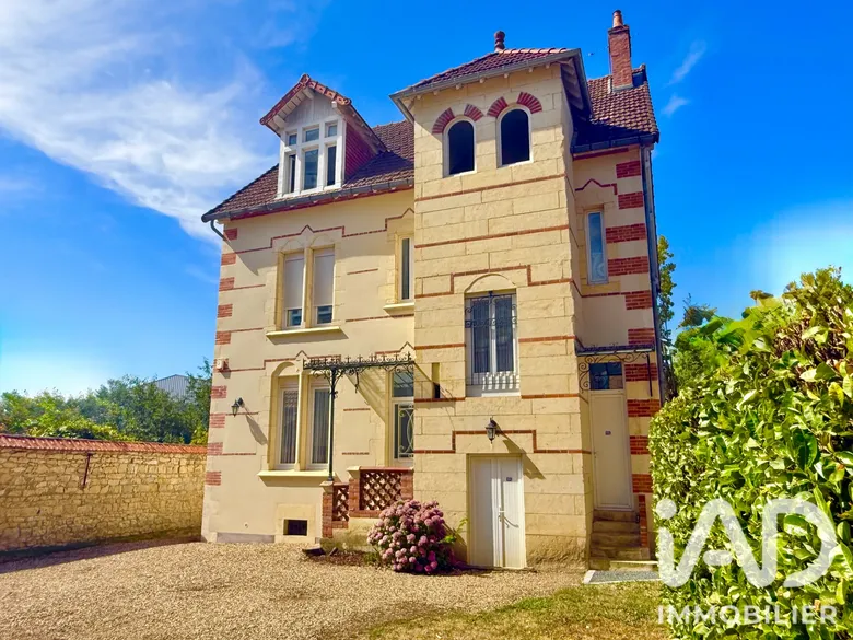 Maison 8 pièces 208 m² · à Nevers · 208 m² · 359 000 €