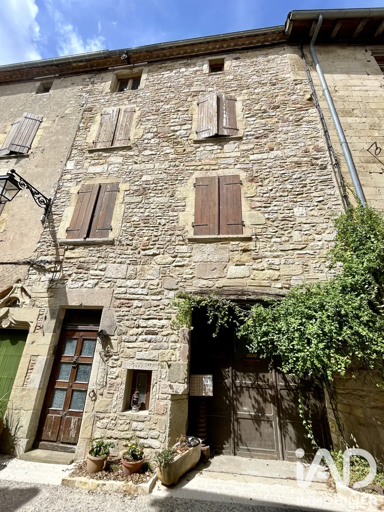 Maison 3 pièces 83 m² · à Puycelsi · 83 m² · 115 000 €