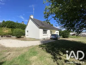 House in Quintin (22800)