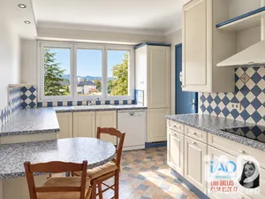 Apartment in Pau (64000)