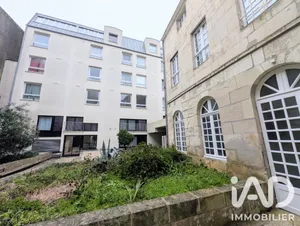 Apartment in La Rochelle (17000)