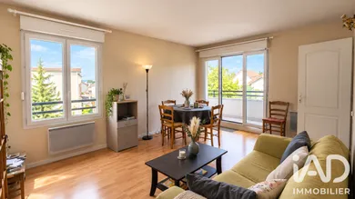 Appartement à Noisy-le-Grand (93160)
