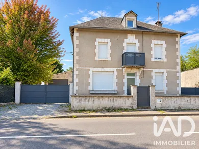 Maison de village à Saint-Clément (19700)