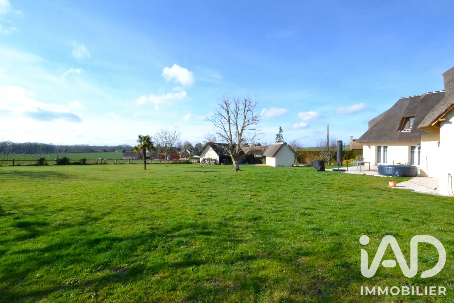 Vente maison à Saint-Martin-des-Champs (78790) : maison de campagne 8 pièces 223 m² - 2105348 — 2