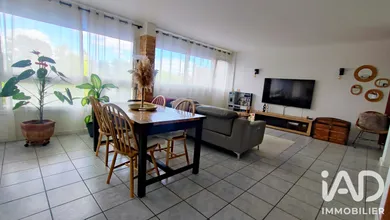 Apartment in Écouen (95440)