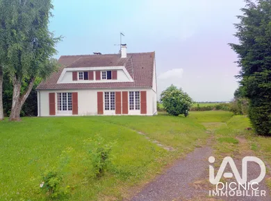 Pavillon à Niergnies (59400)