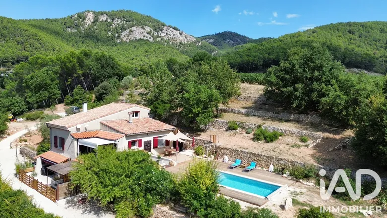 Maison 3 pièces 117 m² · à Auriol · 117 m² · 1 080 000 €