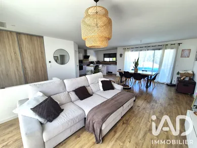 House in Cubzac-les-Ponts (33240)