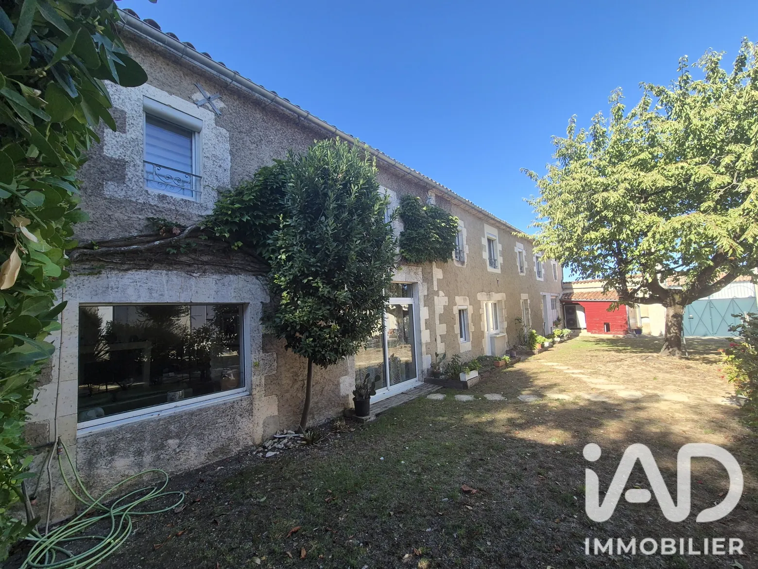 Vente maison à Bourgneuf (17220) : demeure 14 pièces 574 m² - 2102306 — 3