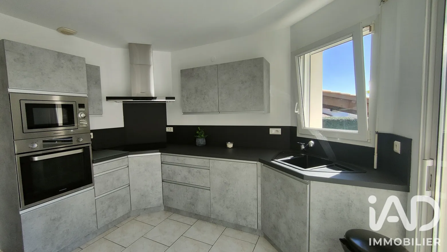 Vente maison à Saint-Avaugourd-des-Landes (85540) : maison 5 pièces 120 m² - 2107484 — 3