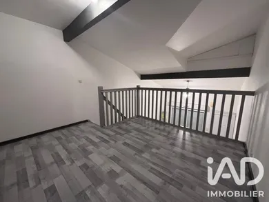 Appartement à Vayres (33870)