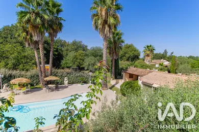 Maison à Roquebrune-sur-Argens (83520)