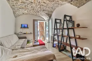 Appartement à Clarensac (30870)